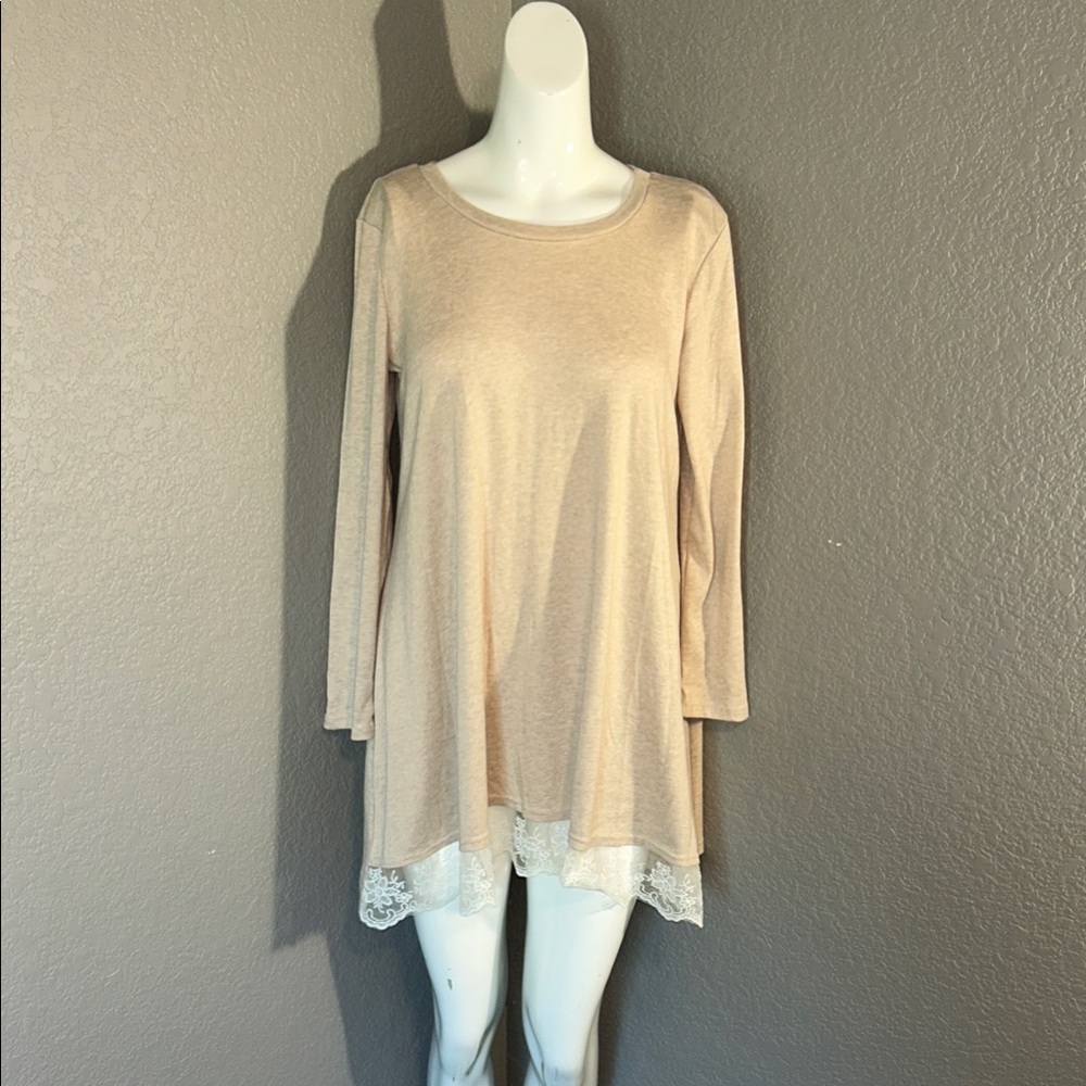 Chic Beige Lace Trim Women's Tunic